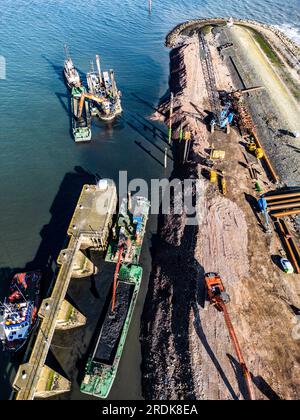 Création d'un nouveau port et dragage Banque D'Images