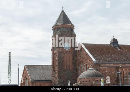 Gare historique de Gießen avec tour de l'horloge Banque D'Images