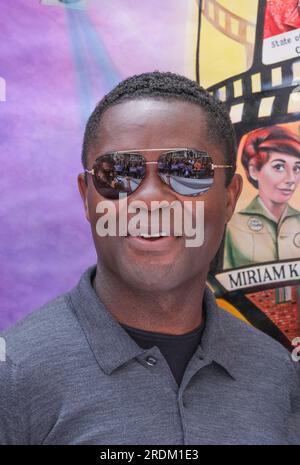 L'acteur David Oyelowo au rassemblement de l'Equity Union, Londres, en solidarité avec les acteurs SAG-AFTRA en grève en Amérique, pour une rémunération équitable, des paiements résiduels Banque D'Images