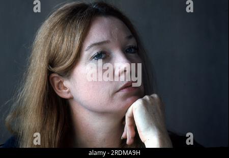 Shirley MacLaine, actrice, chanteuse, danseuse, écrivaine et militante politique américaine, lors d'un congrès démocrate tenu à Miami, Floride, en 1972 Banque D'Images