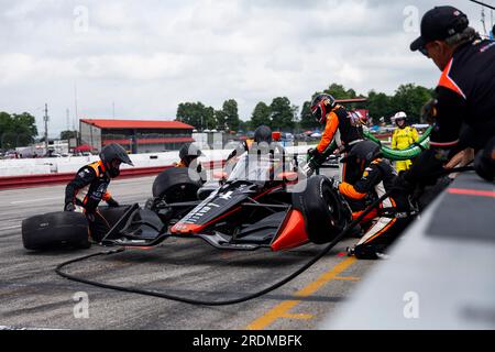 29 juin 2023, Lexington, OH, États-Unis d'Amérique : 02 juillet 2023-Lexington, OH : l'équipage de AJ Foyt Racing prépare un arrêt au stand lors de la Honda Indy 200 à Mid-Ohio au Mid-Ohio Sports car course à Lexington OH. (Image de crédit : © Walter G. Arce Sr./ZUMA Press Wire) USAGE ÉDITORIAL SEULEMENT! Non destiné à UN USAGE commercial ! Banque D'Images