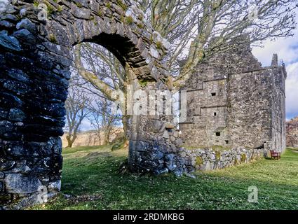 Le château de Carnasserie (également orthographié Carnassarie) est une tour en ruine du 16e siècle près de Kilmartin, Argyll, en Écosse Banque D'Images