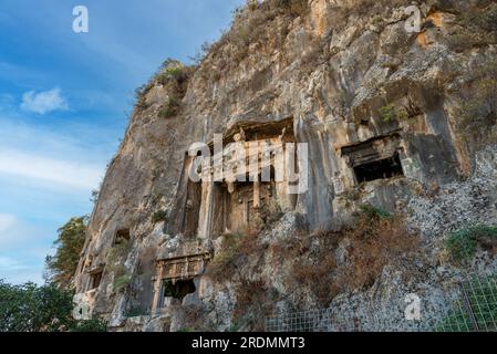 Tombes de roche d'Amyntas à l'ancienne Telmessos, à Fethiye Turquie Banque D'Images