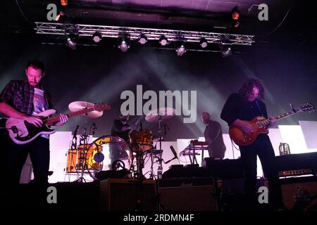 The War on Drugs se produit à l'o2 Academy, Newcastle, le 27 février 2015 Banque D'Images
