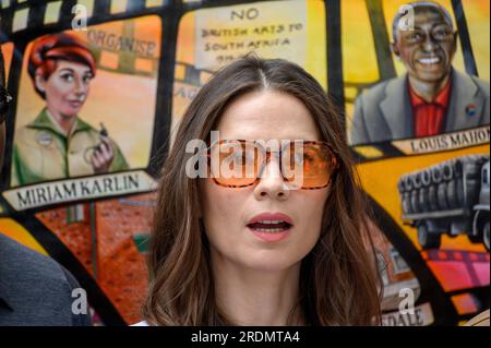 Hayley Atwell lors d'un événement D'ÉQUITÉ à Leicester Square soutenant la grève des acteurs américains SAG-AFTRA le 21 juillet 2023 Banque D'Images