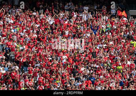 Les fans d'Arsenal FC et de Manchester United assistent à un match amical au MetLife Stadium à East Rutherford, NJ le 22 juillet 2023. Banque D'Images