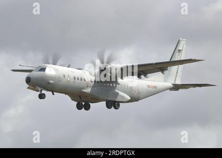 La casa C-295 espagnole arrive pour riat 2023 Air Show, Fairford, Gloucestershire, Royaume-Uni Banque D'Images