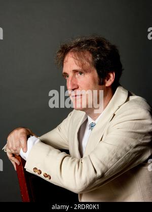 Joshua Levine ; The Oldie Literary Lunch 18-07-23, Harry Mount ; The National Liberal Club ; London ; Neil Spence Photography; Banque D'Images