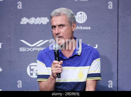 Osaka, Japon. 23 juillet 2023. Membre de l'équipe saoudienne de football Al Nassr, l'entraîneur portugais Luis Castro s'exprime lors d'une conférence de presse à Osaka, dans l'ouest du Japon, le dimanche 23 juillet 2023. Al Nassr disputera un match de pré-saison contre le Paris Saint-Germain. (Photo de Yoshio Tsunoda/AFLO) crédit : AFLO Co. Ltd./Alamy Live News Banque D'Images