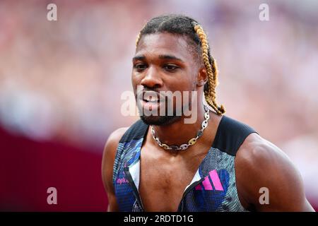 LONDRES, Royaume-Uni - 23 juillet 2023 : Noah Lyles des États-Unis se penche sur la victoire de l'épreuve Mens 200m lors de la London Athletics Meet, qui fait partie de la série Diamond League 2023 au London Stadium. Crédit : Craig Mercer/Alamy Live News Banque D'Images