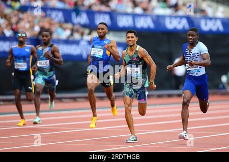 LONDRES, Royaume-Uni - 23 juillet 2023 : Wayde van Niekerk d'Afrique du Sud remporte l'épreuve du 400m masculin lors du London Athletics Meet, qui fait partie de la série de la Diamond League 2023 au London Stadium. Crédit : Craig Mercer/Alamy Live News Banque D'Images