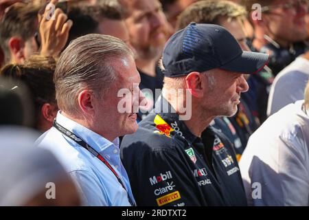 Budapest, Hongrie. 23 juillet 2023. Jos Verstappen (NED) père de Max Verstappen Red Bull Racing Honda, et ancien pilote de F1, pour Arrows ; Tyrrel ; Benetton ; Footwork; Et Minardi lors du GP de Hongrie, Budapest 20-23 juillet 2023 au Hungaroring, Championnat du monde de Formule 1 2023. Crédit : Agence photo indépendante Srl/Alamy Live News Banque D'Images