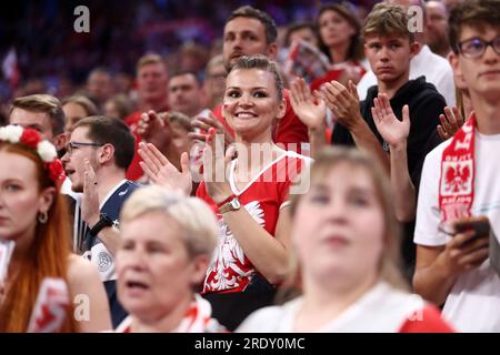 Gdansk, Pologne. 23 juillet 2023. Supporters lors du match de la Ligue des nations FIVB de volleyball masculin entre la Pologne et les États-Unis le 19 juillet 2023 à Gdansk Pologne. (Photo de Piotr Matusewicz/PressFocus/Sipa USA) crédit : SIPA USA/Alamy Live News Banque D'Images