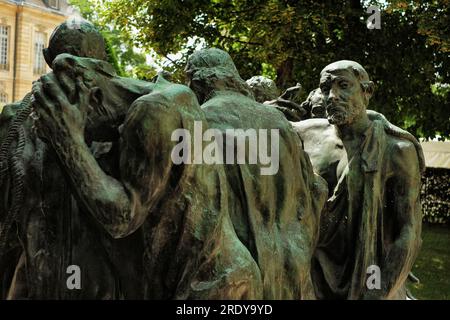 Les Burghers de Calais, détail de premier plan, le Burgher pleureur (Andrieu d'Andres) et Jacques de Wissant à main levée Musée Rodin, Musée, Paris Banque D'Images