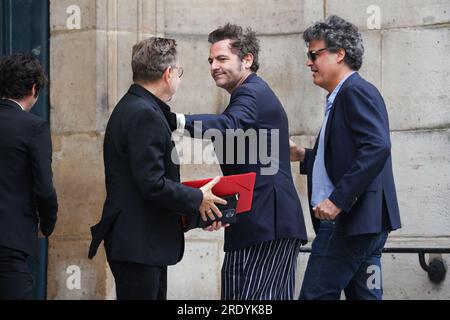 Paris, France. 24 juillet 2023. Matthieu Chedid lors des funérailles à l'église Saint Roch à Paris, France, le 24 juillet 2023, de la chanteuse et actrice britannique Jane Birkin, décédée le 16 juillet 2023 à Paris à l'âge de 76 ans. Photo de Nasser Berzane/ABACAPRESS.COM crédit : Abaca Press/Alamy Live News Banque D'Images