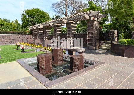 Los Angeles, Californie : Pierce Brothers Westwood Village Memorial Park Cemetery and Mortuary Banque D'Images