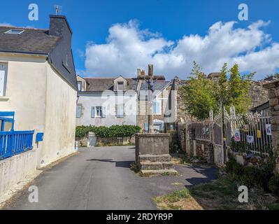 (C) Denis TRASFI / MAXPPP - France, Bretagne, Morbihan, île d'Arz (à proximité de l'Île-aux-Moines) le 22 juillet 2023 - le Christ du calvaire au Bour Banque D'Images