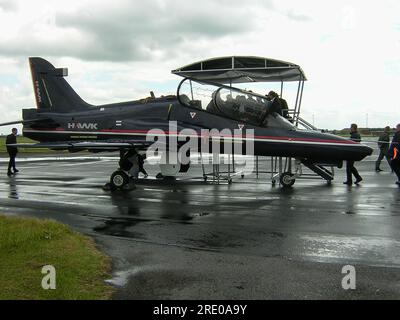 Version avancée du BAe Hawk exposée au salon aéronautique international de Waddington en 2004. Moteur et avionique mis à jour à partir du Hawk T.1 de base Banque D'Images