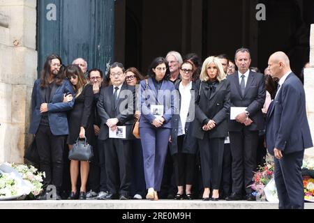Paris, France. 24 juillet 2023. Brigitte Macron lors des funérailles à l'église Saint Roch à Paris, France le 24 juillet 2023, de la chanteuse et actrice d'origine britannique Jane Birkin, décédée le 16 juillet 2023 à Paris à l'âge de 76 ans. Photo de Nasser Berzane/ABACAPRESS.COM crédit : Abaca Press/Alamy Live News Banque D'Images