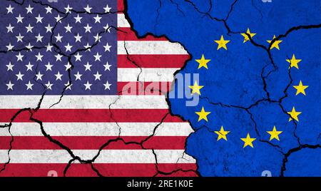 Drapeaux des États-Unis et de l'Union européenne sur la surface fissurée - politique, concept de relation Banque D'Images