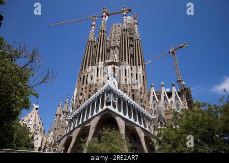 Barcelone, Espagne - 22 juillet 2023 : vue de la Sagrada Familia à Barcelone le 22 juillet 2023. Banque D'Images