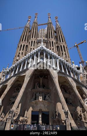 Barcelone, Espagne - 22 juillet 2023 : vue de la Sagrada Familia à Barcelone le 22 juillet 2023. Banque D'Images