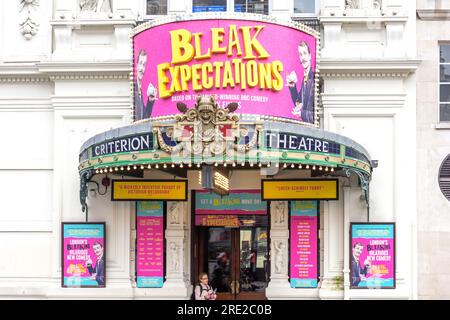 Comédie Bleak Expectations au Criterion Theatre, Piccadilly Circus, City of Westminster, Greater London, England, Royaume-Uni Banque D'Images