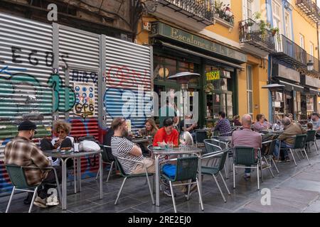 Die Bar Escalones de la Lonja in der Altstadt von Valencia ** les Escalones de la Lonja, bar dans la vieille ville de Valence Banque D'Images