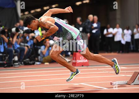 Wayde Van Niekerk (USA) remporte le 400m en 44,36 lors du London Athletics Meeting, dimanche 23 juillet 2023, à Londres, Royaume-Uni. (Jiro Mochizuki/image du sport) Banque D'Images