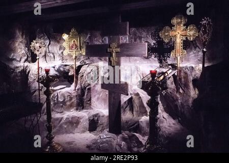 Kazakhstan, Almaty. Cathédrale de la Madone de Kazan. Grotte sous la cathédrale. Banque D'Images