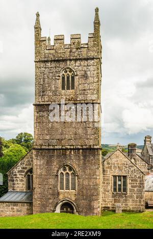 Église dans Lanhydrock House and Garden, Bodmin, Cornouailles, Angleterre, Royaume-Uni Banque D'Images