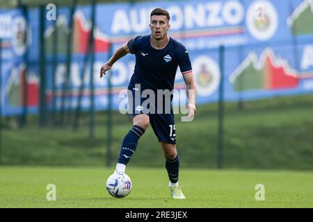 Nicolo Casale du SS Lazio en action lors du match amical de pré-saison entre le SS Lazio et l'US Triestina. Banque D'Images
