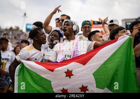 Fans du Real Madrid lors du Soccer Champions Tour contre l'AC Milan, dimanche 23 juillet 2023, au Rose Bowl, à Pasadena, CA. Le Real Madrid a battu AC Banque D'Images