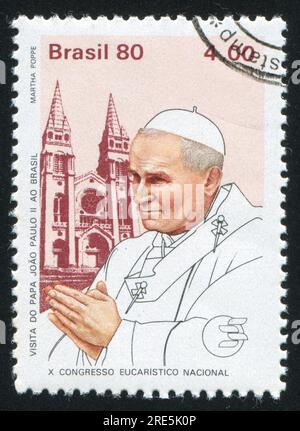 BRÉSIL - CIRCA 1980 : timbre imprimé par le Brésil, montre le pape Jean-Paul II, circa 1980 Banque D'Images