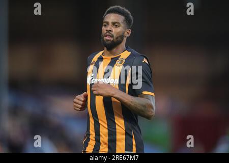 Cyrus Christie #33 de Hull City lors du match amical de pré-saison Scunthorpe United vs Hull City à Glanford Park, Scunthorpe, Royaume-Uni, le 25 juillet 2023 (photo de James Heaton/News Images) Banque D'Images