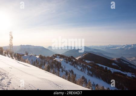 Vue depuis le sommet du mont Panarotta, Trentin-haut-adige, Italie Banque D'Images