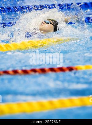 FUKUOKA - 26/07/2023, Maaike de Waard en action sur le 50 mètres dos pour (femmes) lors de la quatrième journée des Championnats du monde de natation au Japon. ANP KOEN VAN WEEL netherlands Out - belgique Out Banque D'Images