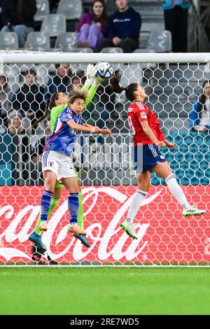 Dunedin, Nouvelle-Zélande. 26 juillet 2023. Tanaka Mina (L), japonaise, est à la tête du match du groupe C entre le Japon et le Costa Rica lors de la coupe du monde féminine de la FIFA, Australie et Nouvelle-Zélande 2023 à Dunedin, Nouvelle-Zélande, le 26 juillet 2023. Crédit : Zhu Wei/Xinhua/Alamy Live News Banque D'Images