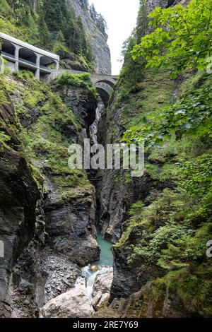 Canyon de Viamala dans les alpes suisses Banque D'Images