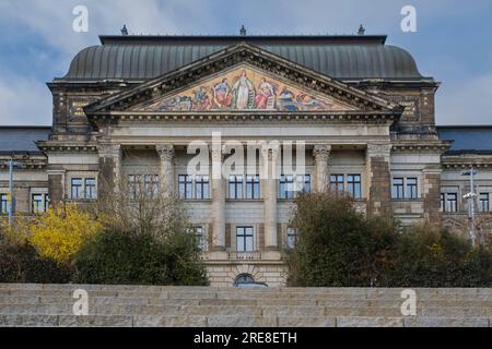 Dresde, ministère des Finances de l'État de Saxe. Banque D'Images