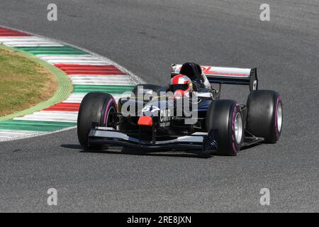 Scarperia, 9 avril 2021 : Lola - Formule AutoGP pilotée par Unknown en action sur le circuit de Mugello lors des essais de BOSS GP Championship. Italie Banque D'Images