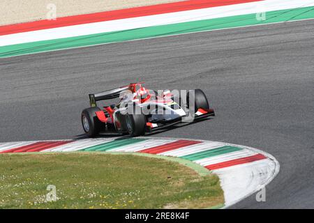 Scarperia, 9 avril 2021 : Lola T96 Alfa Romeo F3000 Formule pilotée par Unknown en action sur le circuit du Mugello lors des essais de BOSS GP Championship. Italie Banque D'Images