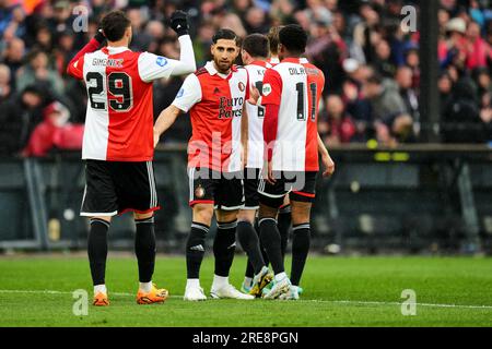 Rotterdam - Santiago Gimenez de Feyenoord, Alireza Jahanbakhsh de Feyenoord, Orkun Kokcu de Feyenoord, Javairo Dilrosun de Feyenoord pendant le match Banque D'Images