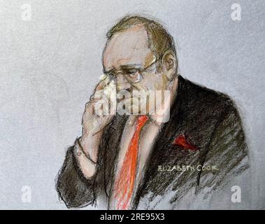 Dessin d'artiste de la cour par Elizabeth Cook de l'acteur Kevin Spacey essuie les larmes de ses yeux alors qu'il a déclaré non coupable d'agression sexuelle contre quatre hommes à Southwark Crown court, Londres. Date de la photo : mercredi 26 juillet 2023. Banque D'Images