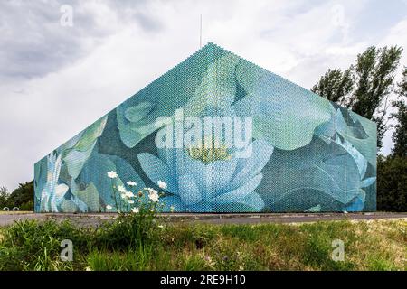 Station de pompage d'eau de crue Kuhlenweg dans le district de Langel, elle fait partie des installations de protection contre les inondations sur les rives du Rhin, elle a été conçue Banque D'Images