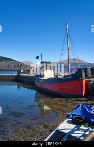 Jetée, port d'Inveraray, vue vers l'est sur le Loch Fyne. Historique, célèbre 'Puffer' Vital Spark, Inveraray, Argyll et Bute ; Écosse, Royaume-Uni Banque D'Images