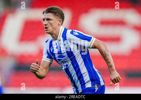 Doncaster, Royaume-Uni. 25 juillet 2023. Sheffield Wednesday George Byers lors du match de pré-saison Doncaster Rovers FC vs Sheffield Wednesday FC à Eco-Power Stadium, Doncaster, Royaume-Uni le 25 juillet 2023 Credit : Every second Media/Alamy Live News Banque D'Images