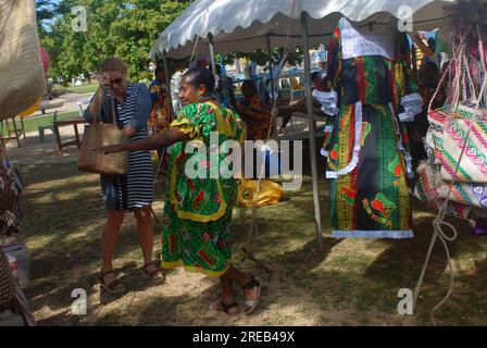 Stands de souvenirs, Port Vila, Vanuatu. Banque D'Images