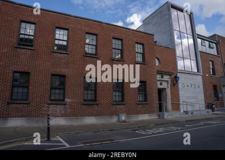 Athlone County Westmeath, Irlande, 4 juillet 2023. Vue frontale de la gare Athlone Garda Banque D'Images