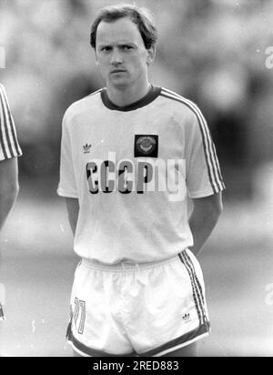 Championnat d'Europe de football 1988 en Allemagne / Igor Belanov (URSS) 12.06.1988 à Cologne. [traduction automatique] Banque D'Images